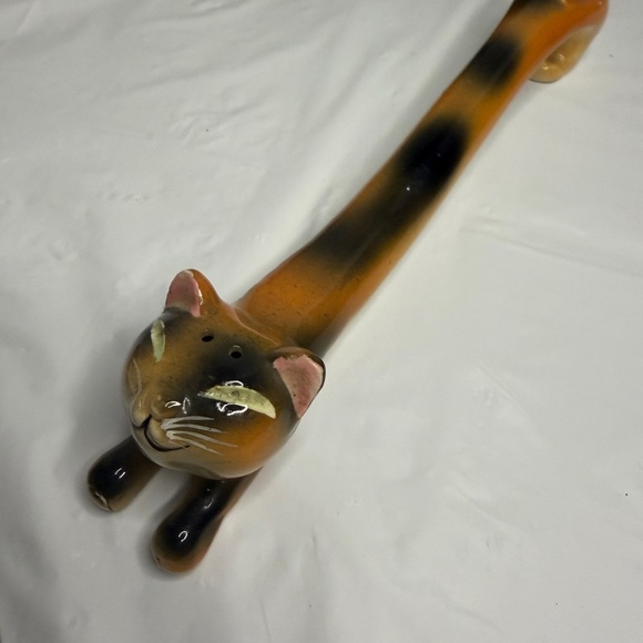 Vintage Ceramic Cat Salt/Pepper Japan just 1 cat - Picture 1 of 7